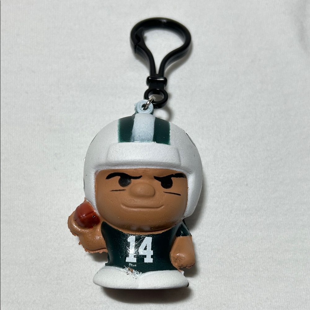 Sam Darnold Player Keychain w/Helmet # 14 NFL Squeezy Mates 2.5” New York Jets